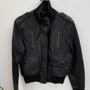 ROOTS genuine leather bomber jacket // Size S